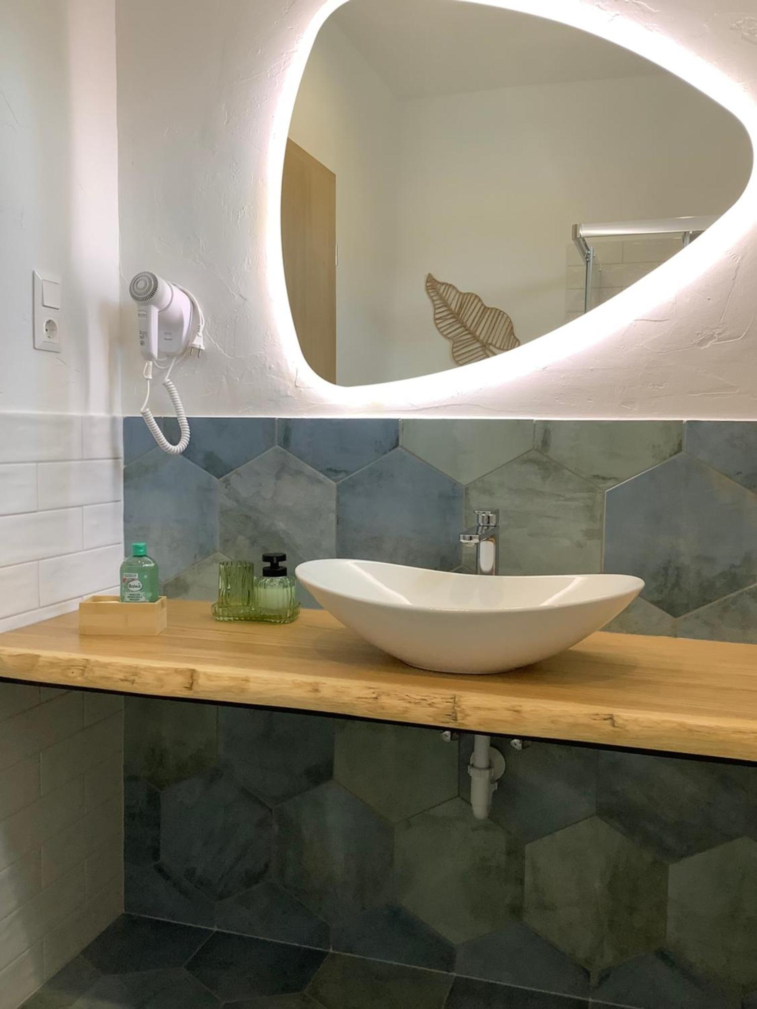 Ferienwohnung Tulipan Haz Gyál Exterior foto